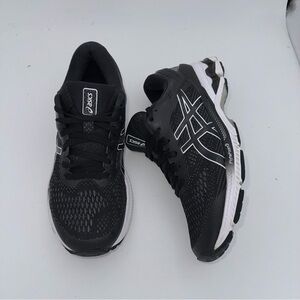 ASICS women’s Gel Kanyano 26 black lace up sneaker running performance shoes 8.5